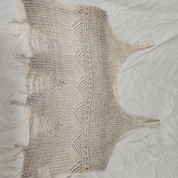 Distressed Crochet Ombre Tank - Picture 8 of 8